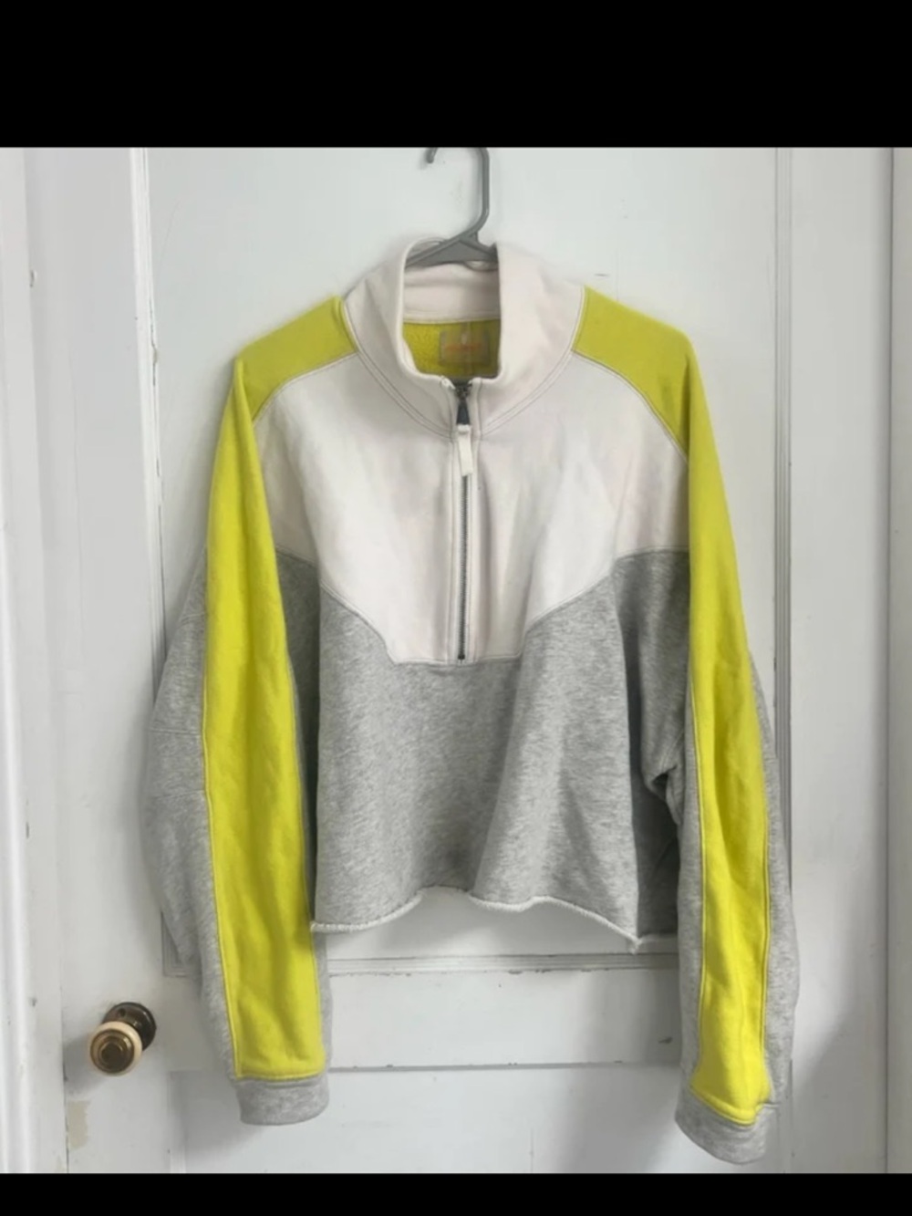 Free People Split Second
Sweatshirt Pullover Half Zip
Yellow Gray Size S